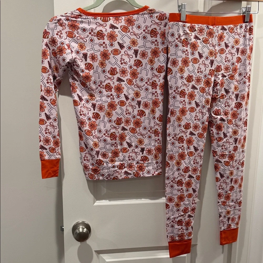 Girls Football Floral Bamboo Pajama Set size 3T by Lullaby land Bamboo NWT - Picture 4 of 5